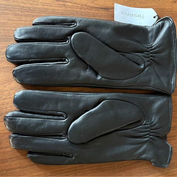 Fur-Lined Black Leather Gloves - Picture 3 of 4